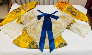 Traje de Fallera Amarillo con Flores