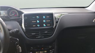 Peugeot 2008 PureTech 110 S&S Allure EAT6 81 kW (110 CV)