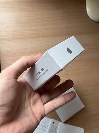 AirPods 4 Apple Blancos