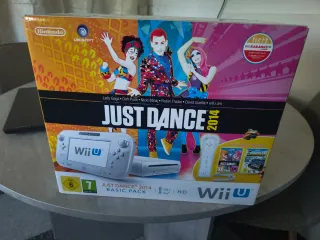 Nintendo Wii U Just Dance 2014 Pack