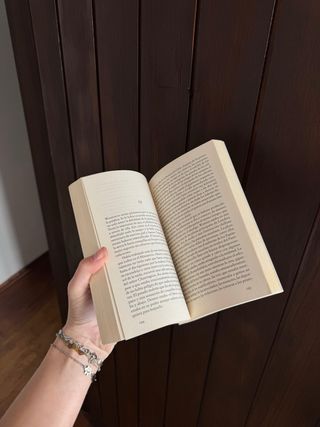 Libro GEORGE ORWELL 1984 en perfecto estado.