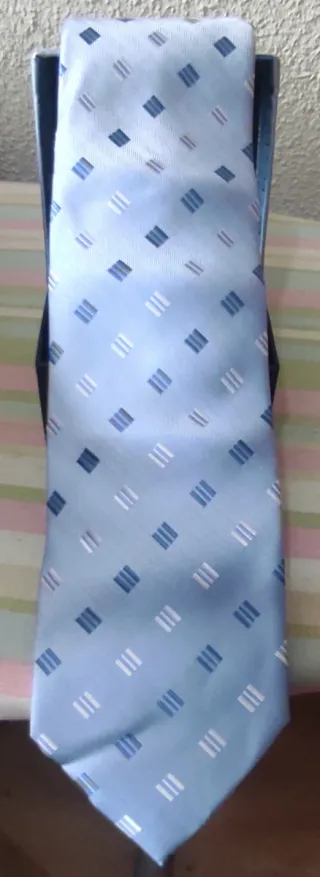 Corbatas de seda con diseño