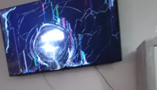 TV 65 pantalla rota