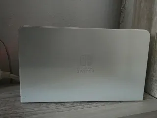 Nintendo Switch OLED Negra y Blanca