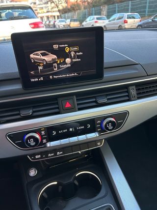 Audi A4  2.0 TDI Ultra SPORT