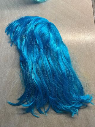 Parrucca sintetica turchese