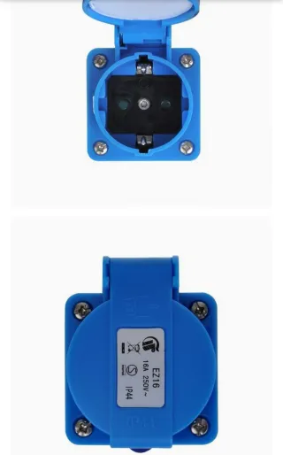 Adaptador IEC - SCHUKO 16A 250V