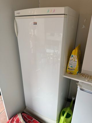 Frigorífico una puerta blanco