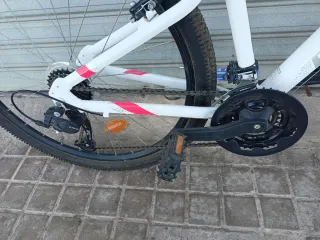 BICICLETA MTB MUJER.