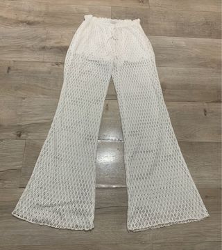 Pantalón de encaje blanco ancho
