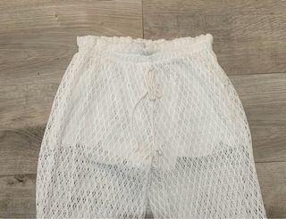 Pantalón de encaje blanco ancho