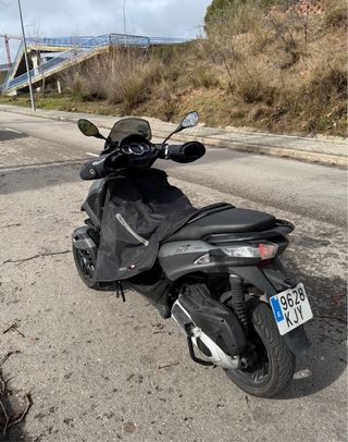 Piaggio MP3 Yourban 300 LT Gris/Negro