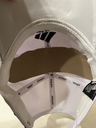 Gorra Adidas Blanca y Negra