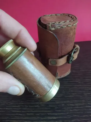 Catalejo antiguo latón y cuero con funda