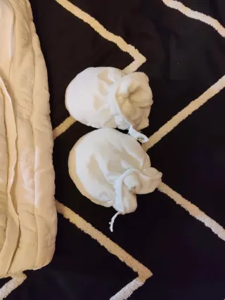 Buzo blanco 6-12 meses