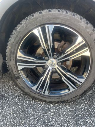 Neumático de fricción Volvo XC40 incl llantas Rdes