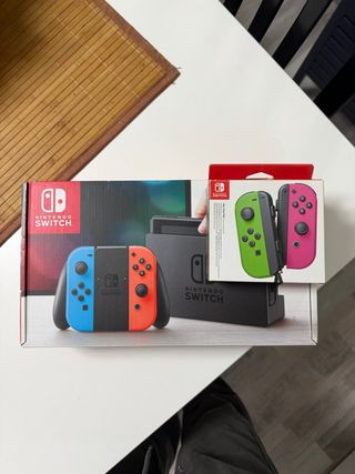 Nintendo Switch + Joy-Con originales