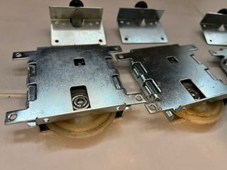 Ruedas para puertas correderas de armario