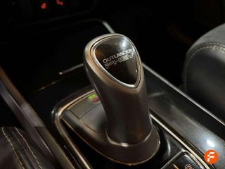 Mitsubishi Outlander 2.0 PHEV Kaiteki Auto 4WD
