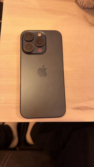 iPhone 15 Pro 88% Capacidad Batería