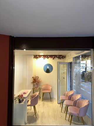 Traspaso local de belleza