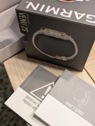 Reloj Garmin Venu 2S Blanco  (correa a estrenar)