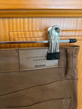 Pantalón Pitillo Marrón Stradivarius Talla 38