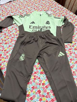 Chándal Real Madrid Adidas Verde y Gris