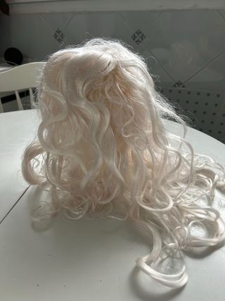 Peluca rizada blanca