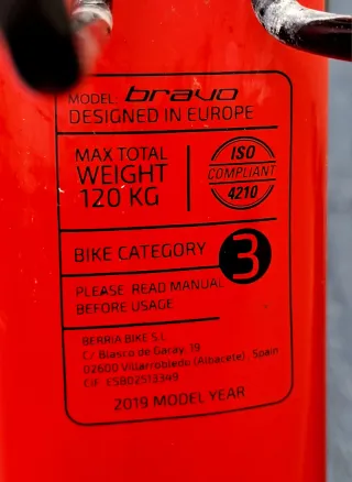 Bicicleta CARBONO 29 Berria Bravo Roja Año 2019