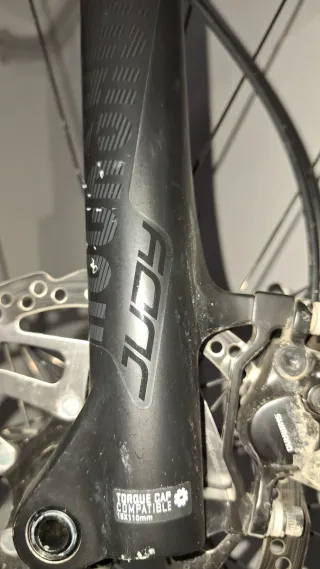 Bicicleta CARBONO 29 Berria Bravo 4 Roja