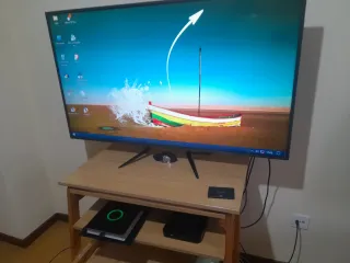 Mini PC ZOTAC Negro con Aro Verde Liminoso