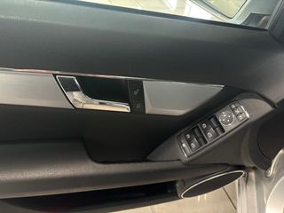 Mercedes-Benz Clase C 2010
