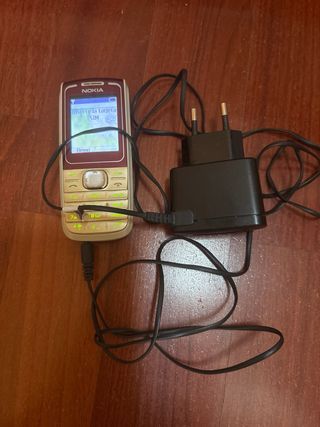 Teléfono Móvil Nokia Morado