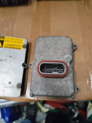 Módulo Xenon Mercedes A0028202426 Hella