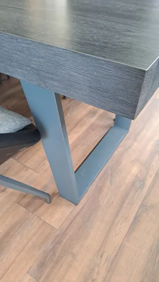 Mesa de comedor y 4 sillas