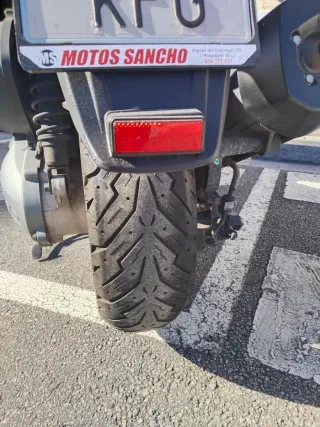 Kymco Xciting 400i Beige, gris, plata