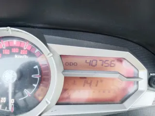 Kymco Xciting 400i Beige, gris, plata