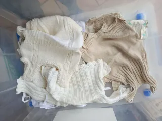 Lote Ropa Bebé y cuna entre 0 y 9 meses