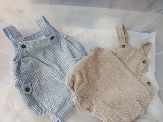 Lote Ropa Bebé y cuna entre 0 y 9 meses