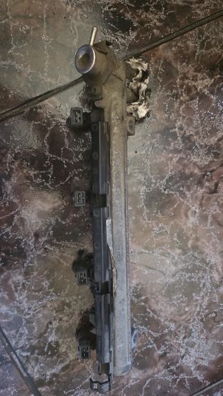 Rampa Inyección 036133319 + Inyectores grupo vag