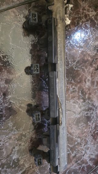 Rampa Inyección 036133319 + Inyectores grupo vag