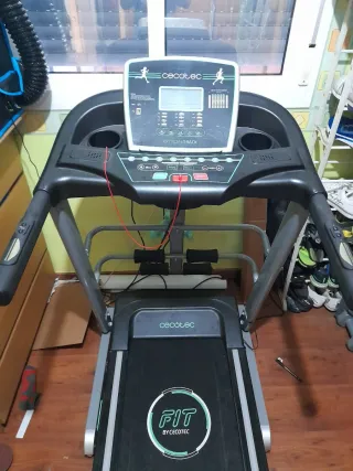 Cinta de correr Cecotec Fit