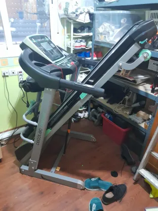 Cinta de correr Cecotec Fit