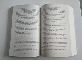 Elantris (Spanish Edition)