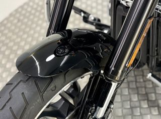 HARLEY DAVIDSON SPORT GLIDE