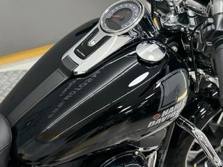 HARLEY DAVIDSON SPORT GLIDE