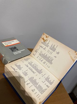 Diccionarios pequeños Francés- Inglés-Latín