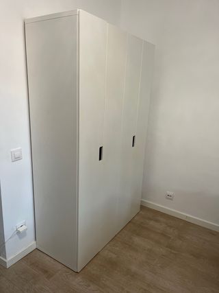 Armario 2 módulos ( 60x50x190 cada módulo )