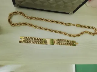 Collar y Pulsera Acero Inoxidable Dorado